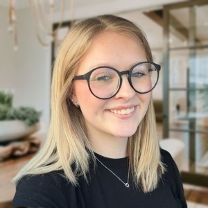 Click to view profile for Mikayla Cooper